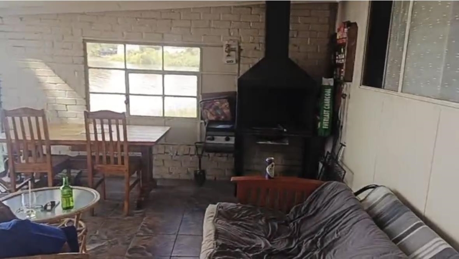 2 Bedroom Property for Sale in Tweespruit Free State